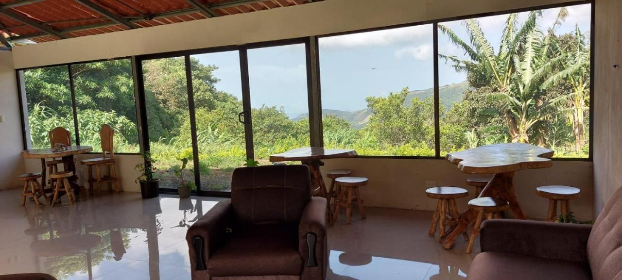 Monteverde Rancho Huacatay B&B 외부 사진